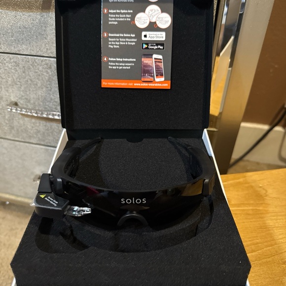 Smart glasses - Picture 2 of 3